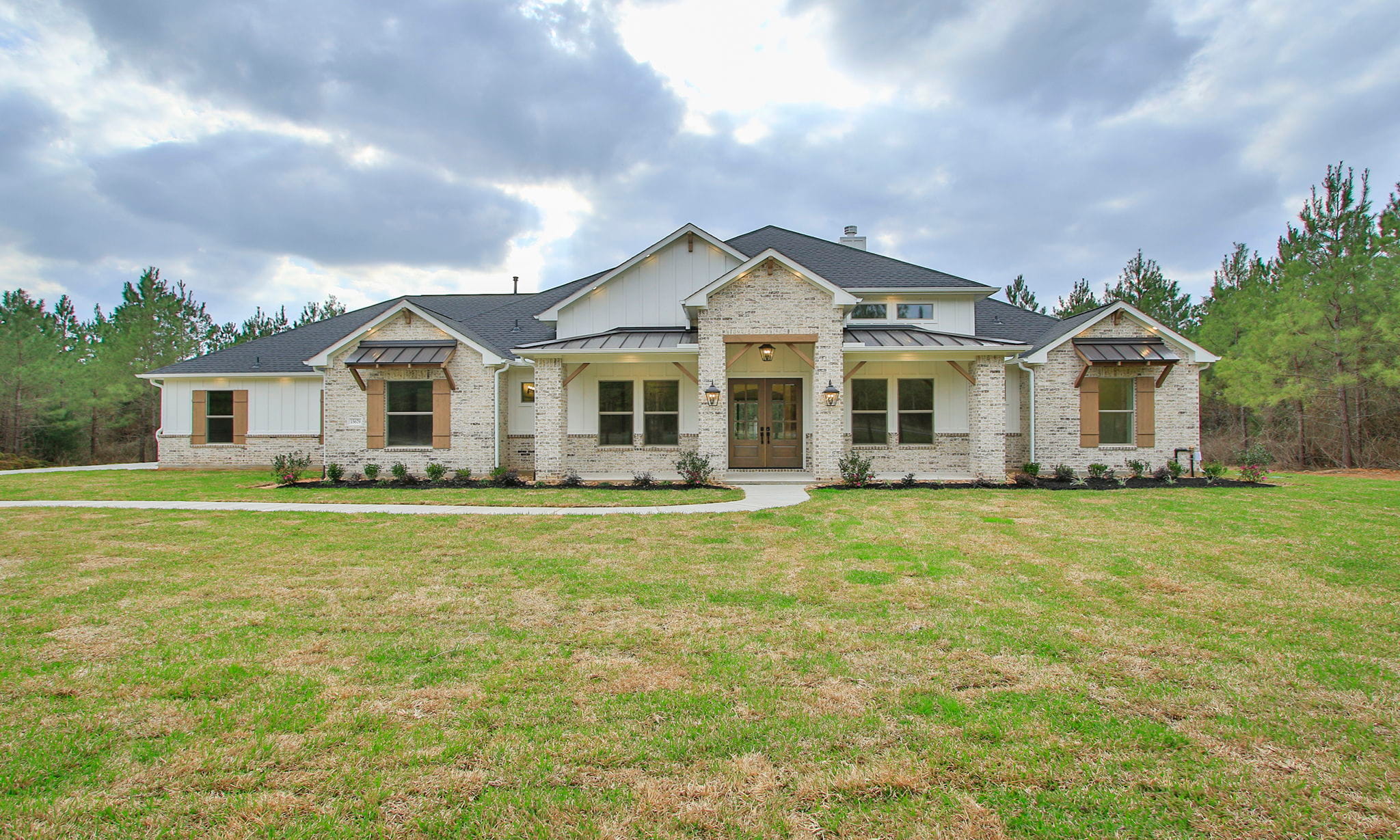 3-web-or-mls-15679-wood-grv-wy (1)