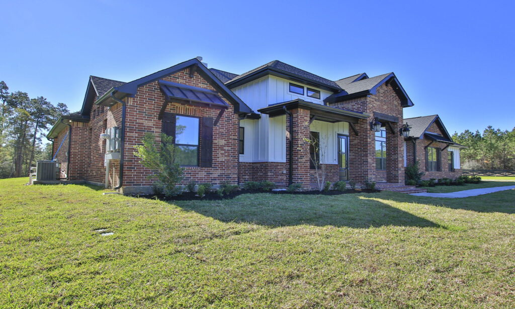 Rvh photos 84 1024x615 | custom home builder in texas | luxury custom home builder Beautiful Home Exterior