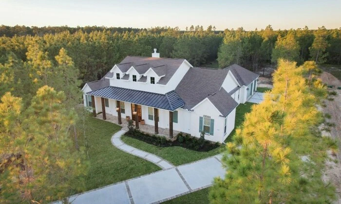71 web or mls 12613 oak barrel r 1 | custom home builder in texas | luxury custom home builder